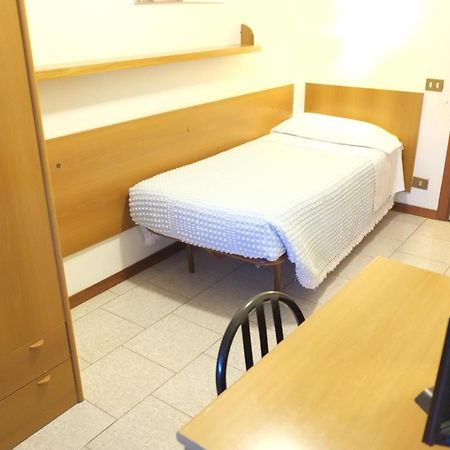 Albergo Italia di Nardi Renzo&C Snc Poggibonsi Camera foto