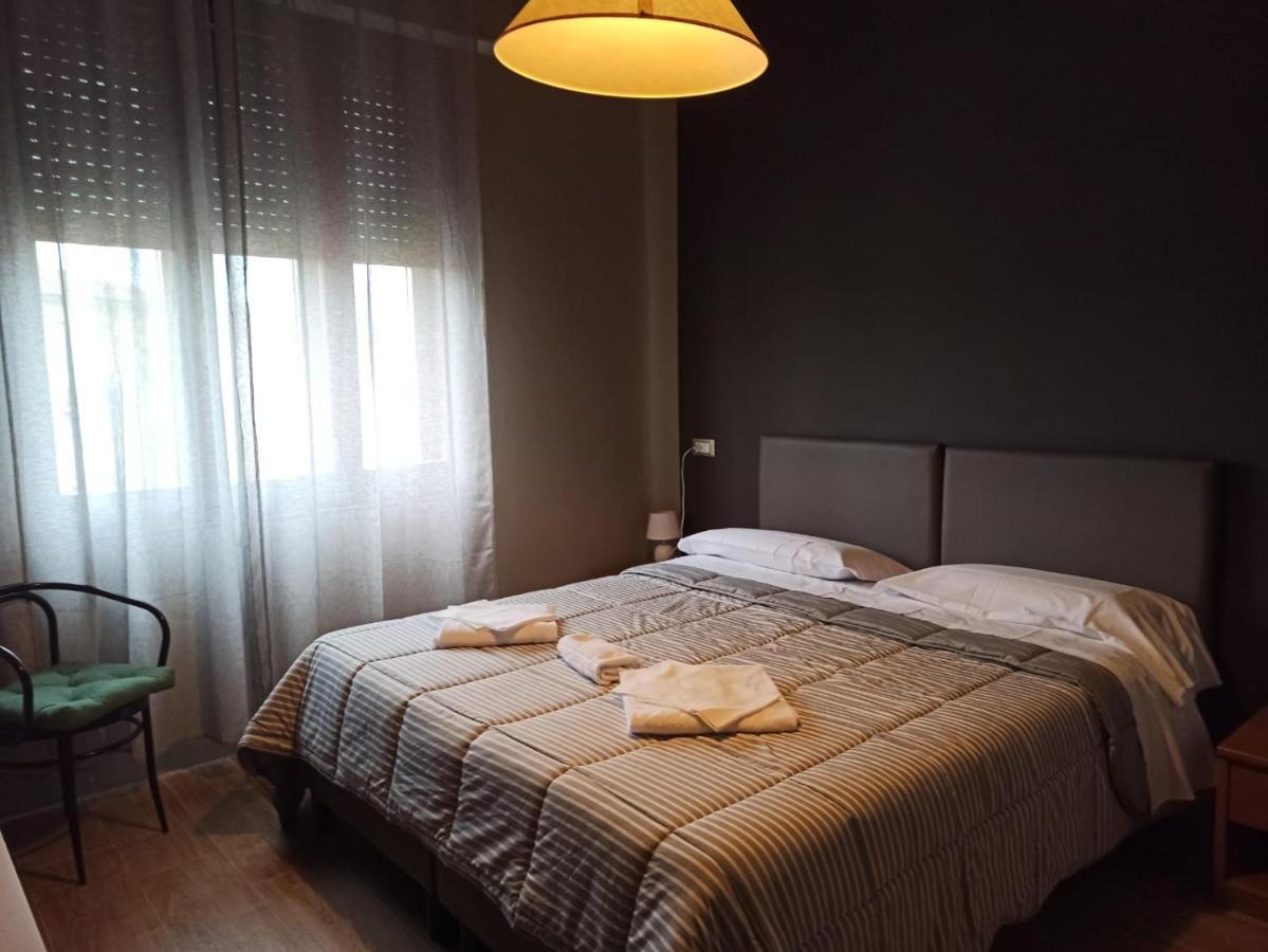Albergo Italia di Nardi Renzo&C Snc Poggibonsi Esterno foto